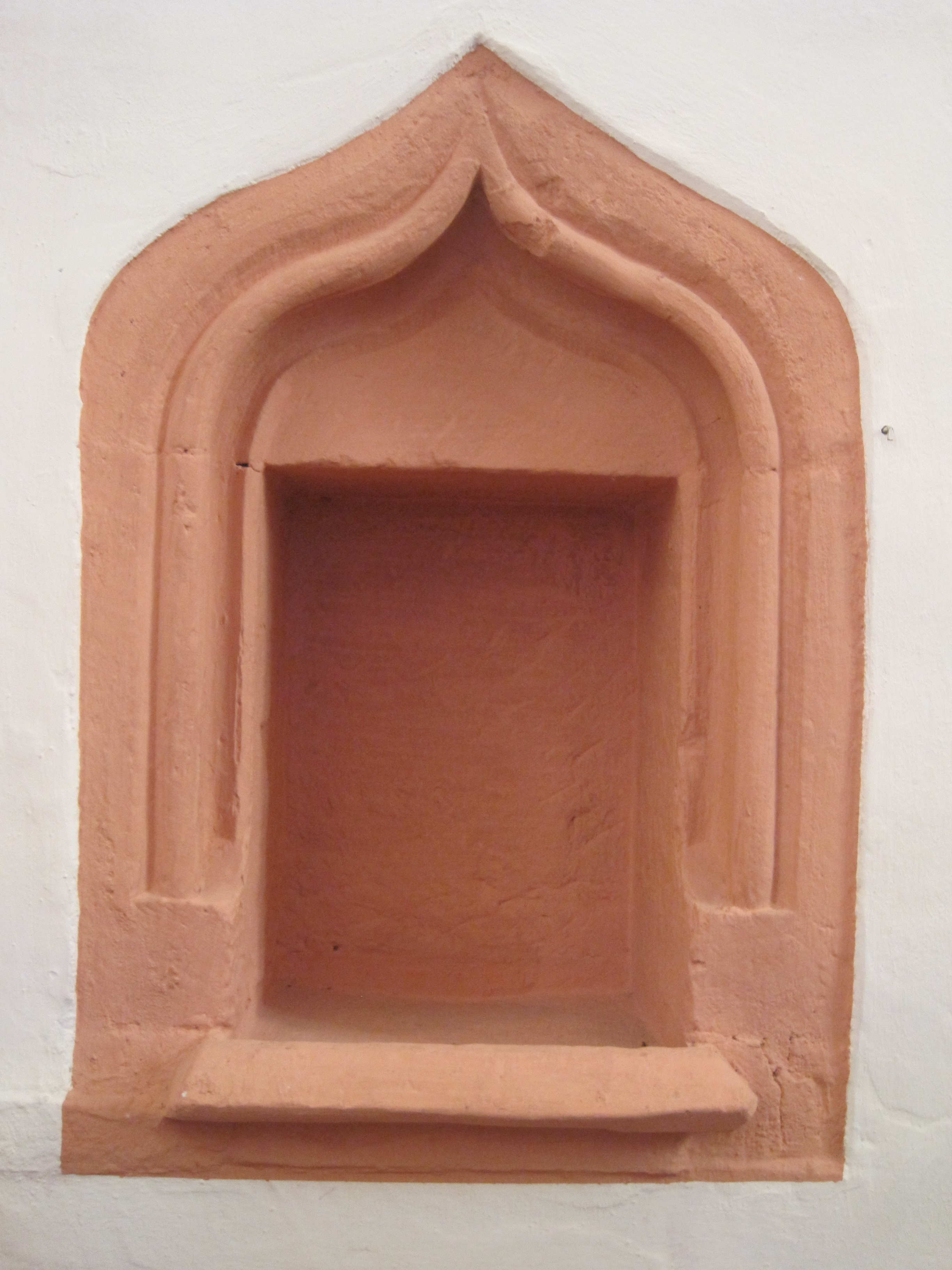 Piscina in der Universitätskapelle der Peterskirche